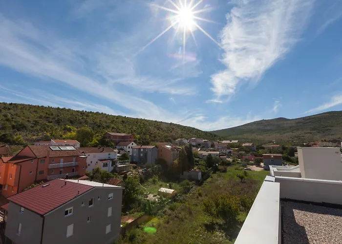 Ivankovic ホテル 3*